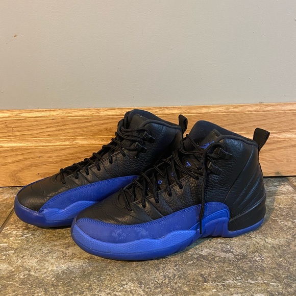 Jordan 12 game royal - Picture 2 of 4